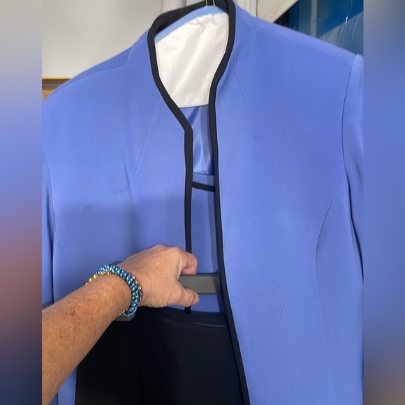 Kasper A.S.L. 3 piece Suit Blazer and Sleeveless Shirt - Picture 9 of 11